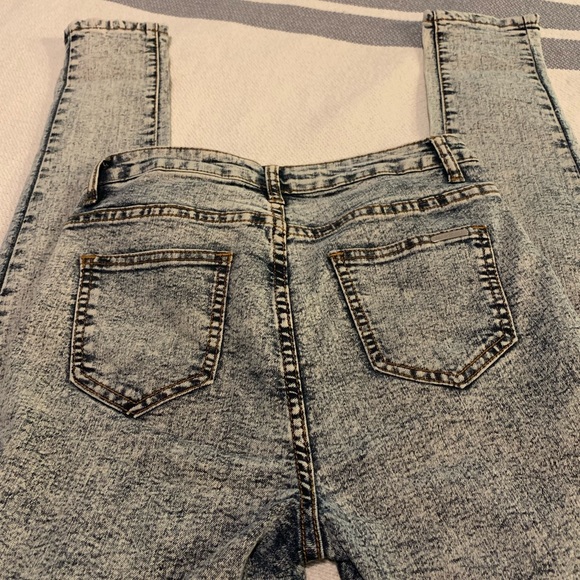 FREE CULTURE jeans. Skinny, high rise. - Picture 8 of 12